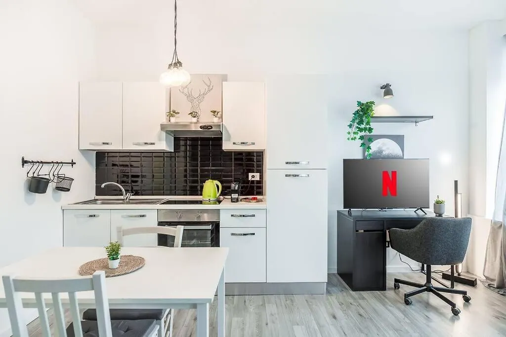 Apartment 2 Minutes From Central Station-Exclusive Open Space Milan