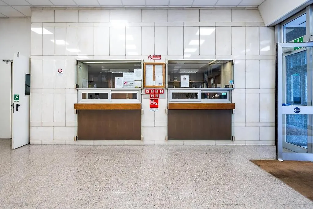 2 Minutes From Central Station-Exclusive Open Space Milan Apartment