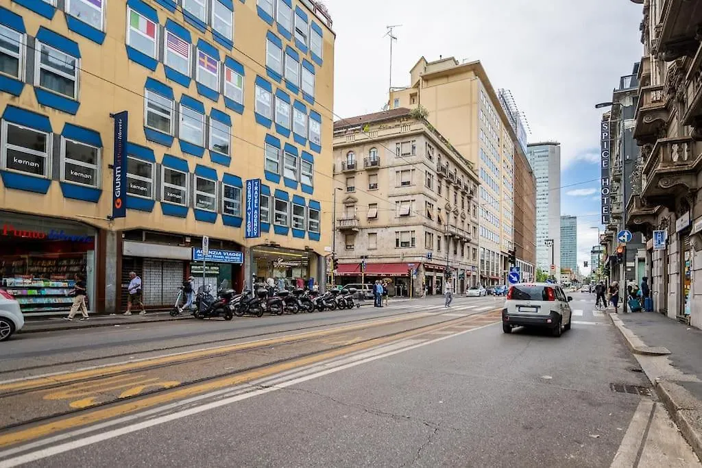 Apartment 2 Minutes From Central Station-Exclusive Open Space Milan